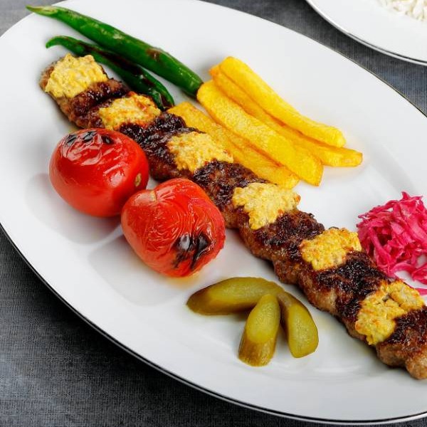 خوراک لقمه نگینی